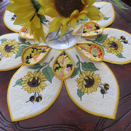 MLE ITH Sunflower Table Mat 6x10