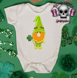 DDT St Patricks gnome clover applique