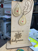 DBB Teardrop Mississippi Earrings embroidery design for Vinyl and Leather