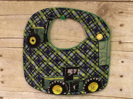 ITH Quilted Baby Bib 8x8