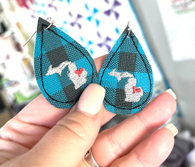 DBB Teardrop Michigan Earrings embroidery design for Vinyl and Leather