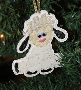 KRD Sheep Sitting Nativity Ornament